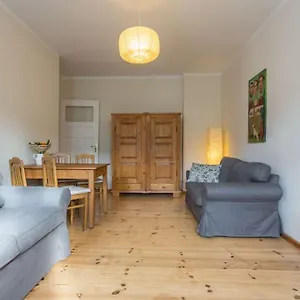 Zentrale Altbauwohnung Im Helmholtzkiez Apartment