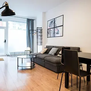 Great In Neukoelln Apartment