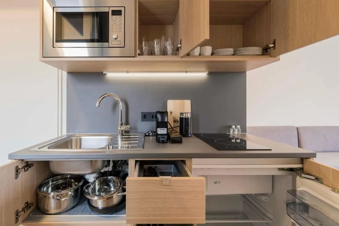 Studio Apartment Uber Den Wolken Berlin 0*,  Germany